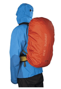protéger son sac à dos de la pluie - sea to summit _ blog randonnée 